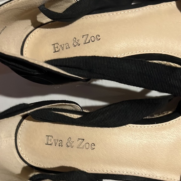 Black espadrilles by Eva and Zoe - Picture 2 of 5